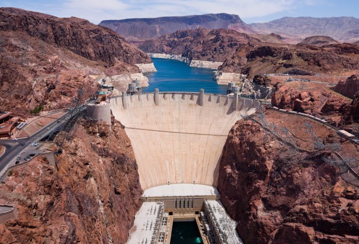 Dam hoover nevada tour dams vegas las attractions visit places rivers impacts helicopter do canyon grand tourist tours sightseeing power